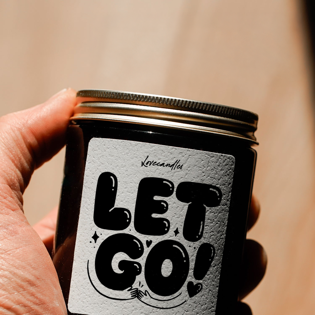 Geurkaars met Tekst "Let Go” – Vanille | Sojawas | Cadeau