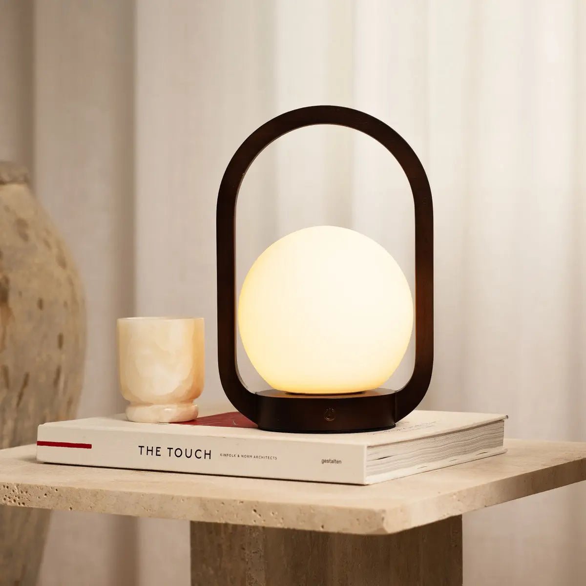 Skye Donkerbruine Houten Snoerloze Lamp | Oplaadbaar en dimbaar ontwerp| Tavellio Amsterdam