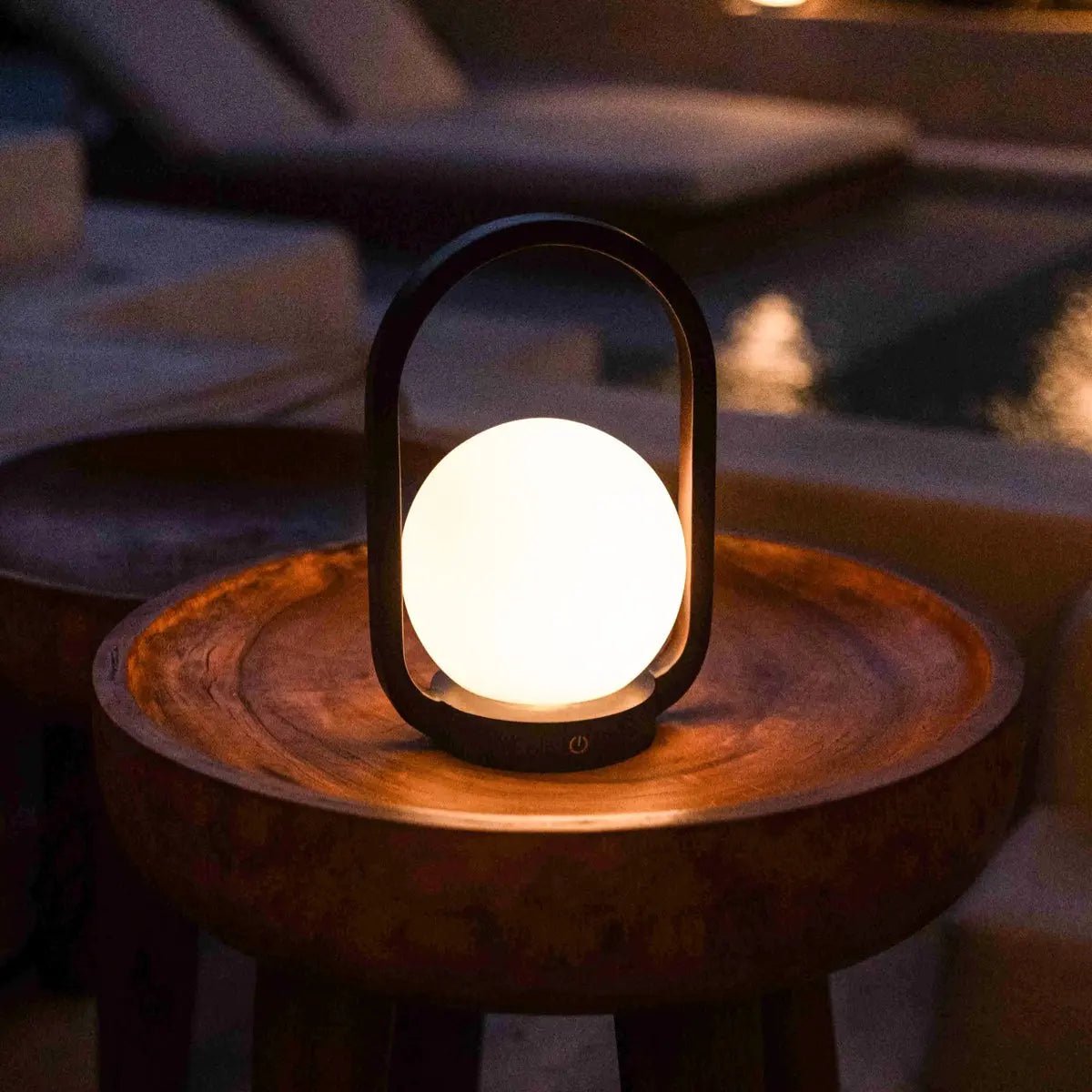 Skye Donkerbruine Houten Snoerloze Lamp | Oplaadbaar en dimbaar ontwerp| Tavellio Amsterdam