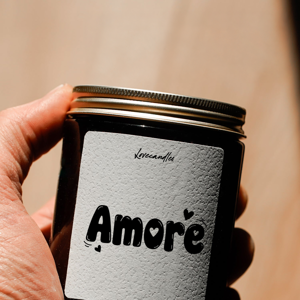 Geurkaars met Tekst “Amore” – Vanille | Sojawas | Cadeau
