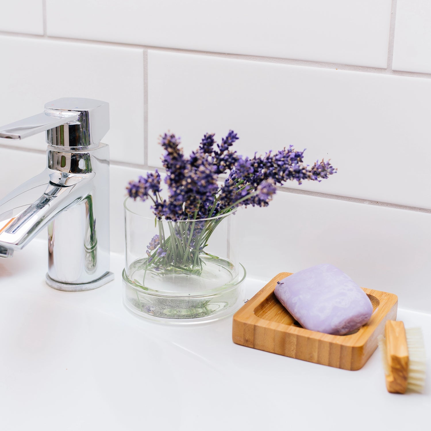 Sustainable soap dish made of bamboo