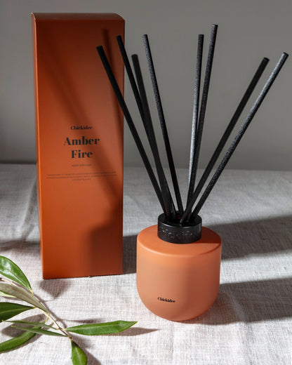 Chickidee - Amber Fire Core Geurstokjes 200ml