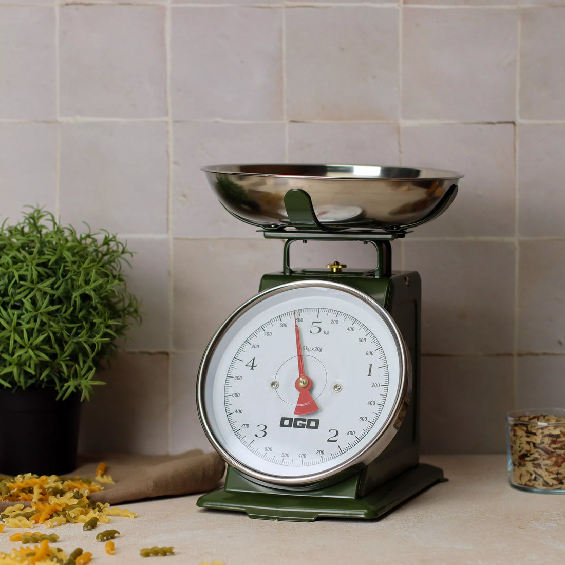 Groene retro mechanische keukenweegschaal van 5 kg/20 g - OGO Living